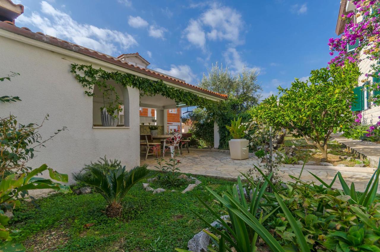 Apartments Mate Trogir Exterior photo